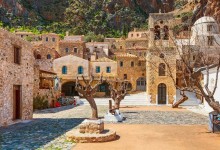  25-27/3/2026 3ήμερη ΠΕΡΙΗΓΗΣΗ ΣΤΑ ΠΕΤΡΙΝΑ  ΔΙΑΜΑΝΤΙΑ ΤΗΣ ΜΑΝΗΣ  ΚΑΣΤΡΟΠΟΛΙΤΕΙΑ ΜΟΝΕΜΒΑΣΙΑΣ  ΜΑΝΗ - ΓΥΘΕΙΟ – ΑΡΕΟΠΟΛΗ - ΚΑΛΑΜΑΤΑ  