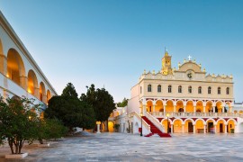 18-20/9/2026 3ήμερη ΓΥΡΟΣ ΤΗΝΟΥ Το Ταξίδι στο νησί της ΠΑΝΑΓΙΑΣ Για να προσκυνήσουμε την θαυματουργή εικόνα της και ν’ ανακαλύψουμε τις άγριες ομορφιές του νησιού 