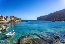 30/5-1/6/2026 3ήμερη ΠΕΡΙΗΓΗΣΗ ΣΤΑ ΠΕΤΡΙΝΑ  ΔΙΑΜΑΝΤΙΑ ΤΗΣ ΜΑΝΗΣ ΚΑΣΤΡΟΠΟΛΙΤΕΙΑ ΜΟΝΕΜΒΑΣΙΑΣ  ΜΑΝΗ - ΓΥΘΕΙΟ – ΓΕΡΟΛΙΜΕΝΑΣ  ΑΡΕΟΠΟΛΗ - ΚΑΛΑΜΑΤΑ   ΣΠΗΛΑΙΑ ΔΥΡΟΥ - ΣΤΟΥΠΑ - ΚΑΡΔΑΜΥΛΗ