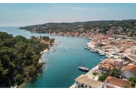 13-16/8/2026 4ήμερη  Στο ‘’ HOTEL GRAND SERAI CONGRESS & SPA ‘’ 5***** (Το πολυτελές αυθεντικό παλάτι των Ιωαννίνων) ΙΩΑΝΝΙΝΑ – ΖΑΓΟΡΟΧΩΡΙΑ - ΝΑΥΠΑΚΤΟ  ΠΑΞΟΙ – ΑΝΤΙΠΑΞΟΙ - ΠΑΡΓΑ 