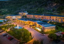 3-6/1/2026 4ήμερη Στο πολυτελές θέρετρο ‘’ ΗΟΤΕL LIMNEON RESORT & SPA ‘’ 5***** ΡΑΓΚΟΥΤΣΑΡΙΑ ΚΑΣΤΟΡΙΑΣ